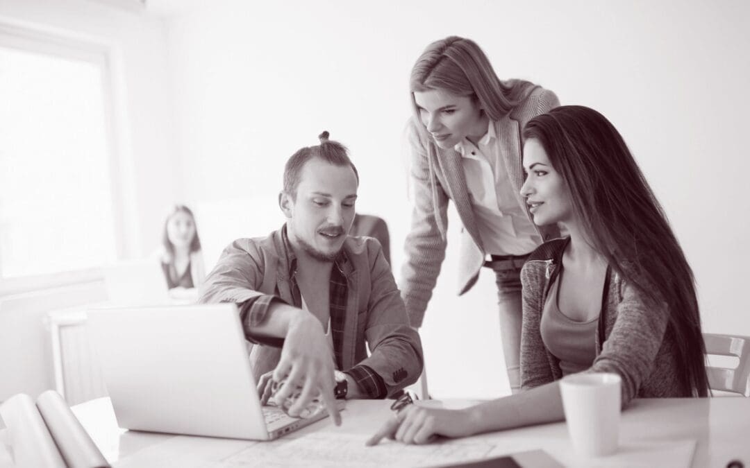 Navigating the Struggle of Establishing Long-Term Client Relationships in Business Coaching